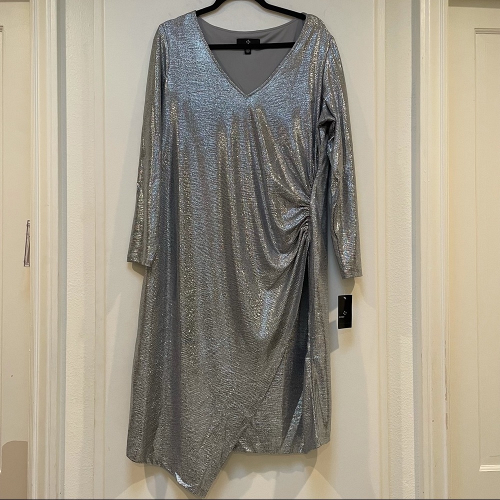 NWT Ronni Nicole Metallic Silver Dress